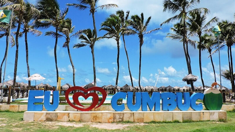 Praia do Cumbuco é a primeira praia do Ceará a alcançar selo ecológico Bandeira Azul